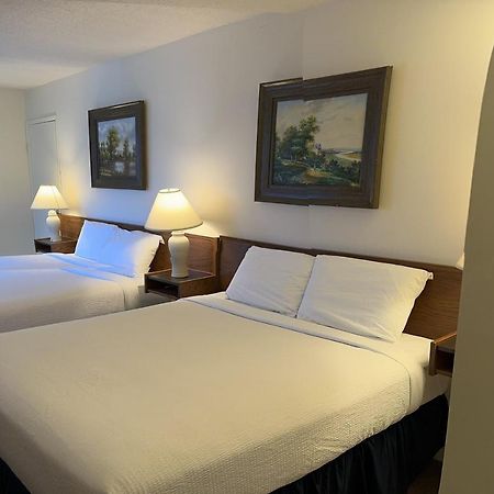 Wessex Inn By The Sea Cowichan Bay Exterior foto