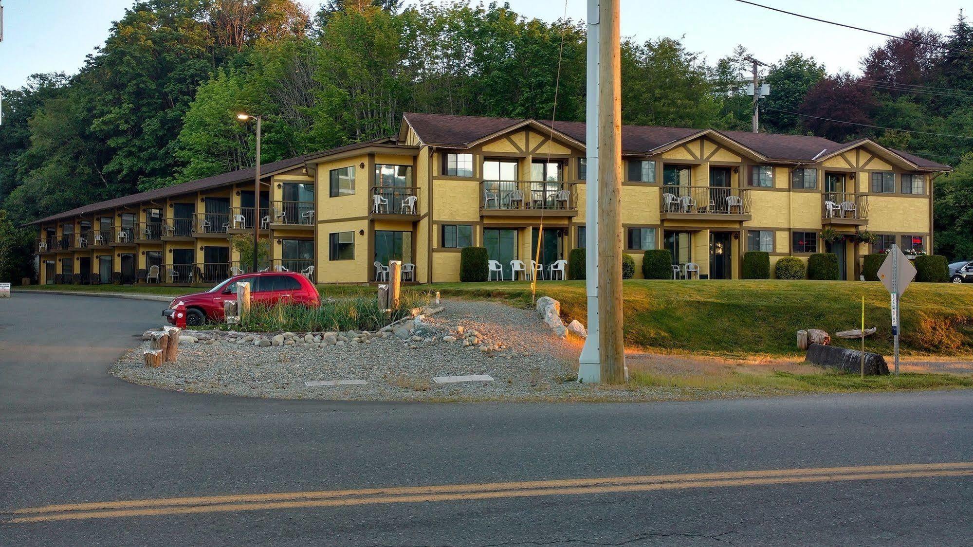 Wessex Inn By The Sea Cowichan Bay Exterior foto