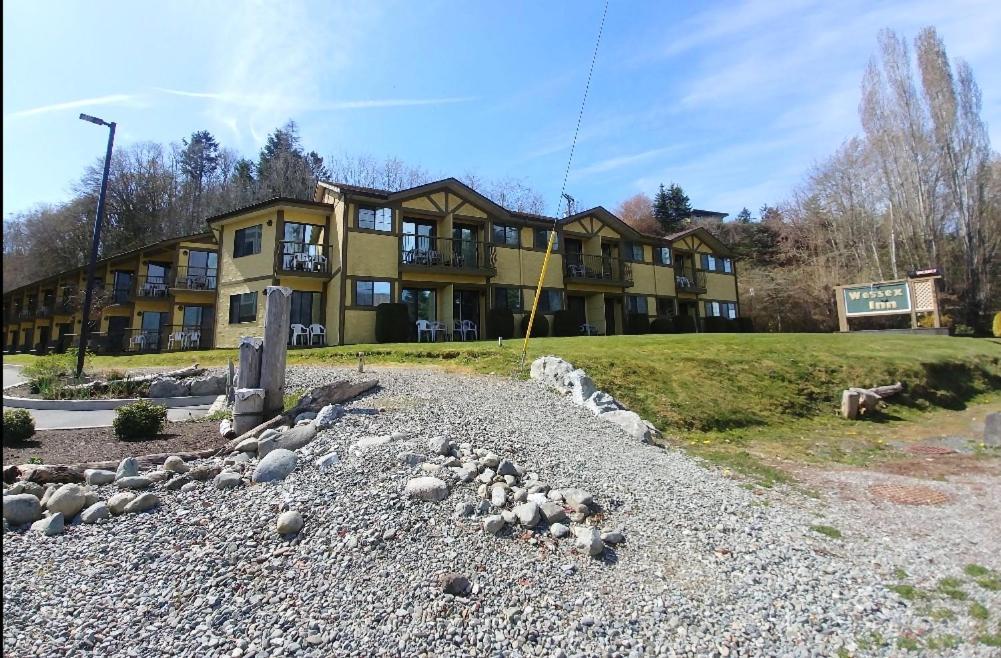 Wessex Inn By The Sea Cowichan Bay Exterior foto